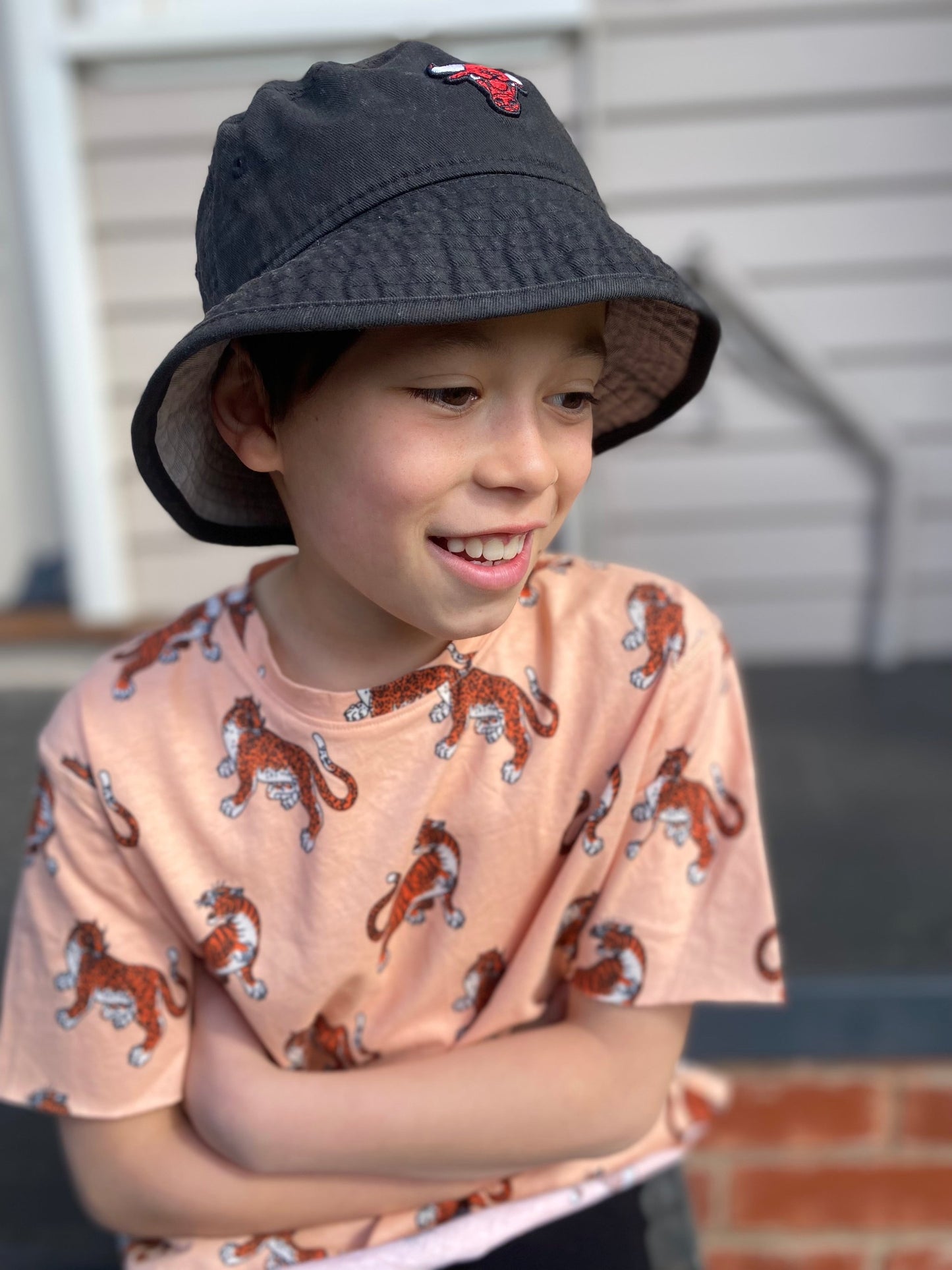 yama sensory tiger tee peach